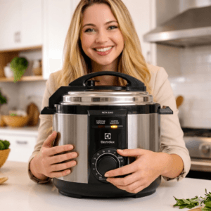 Panela pressão elétrica Electrolux capacidade 5L